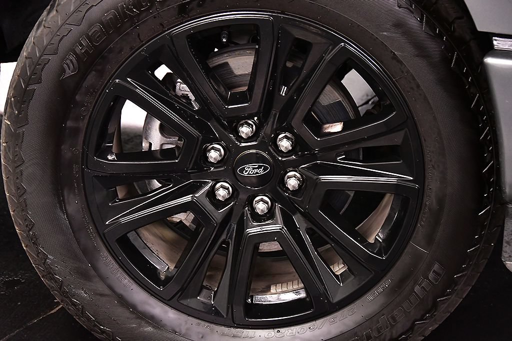 Used 2025 Ford F150 Platinum AWD/4WD image 9
