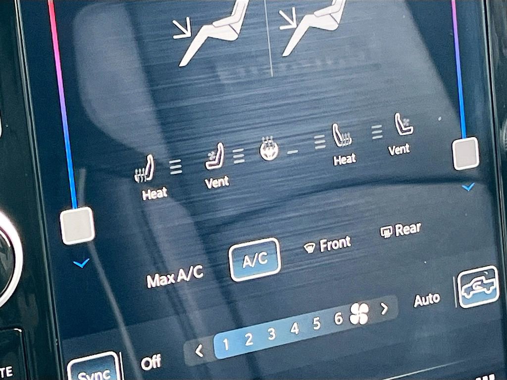 Used 2024 RAM 3500 Laramie w/ Night Edition image 20