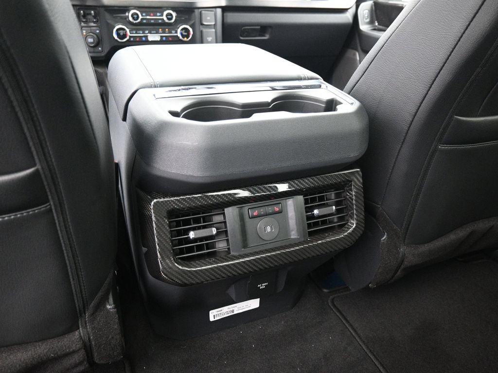 New 2026 Ford F250 Lariat w/ Black Appearance Package AWD/4WD image 22