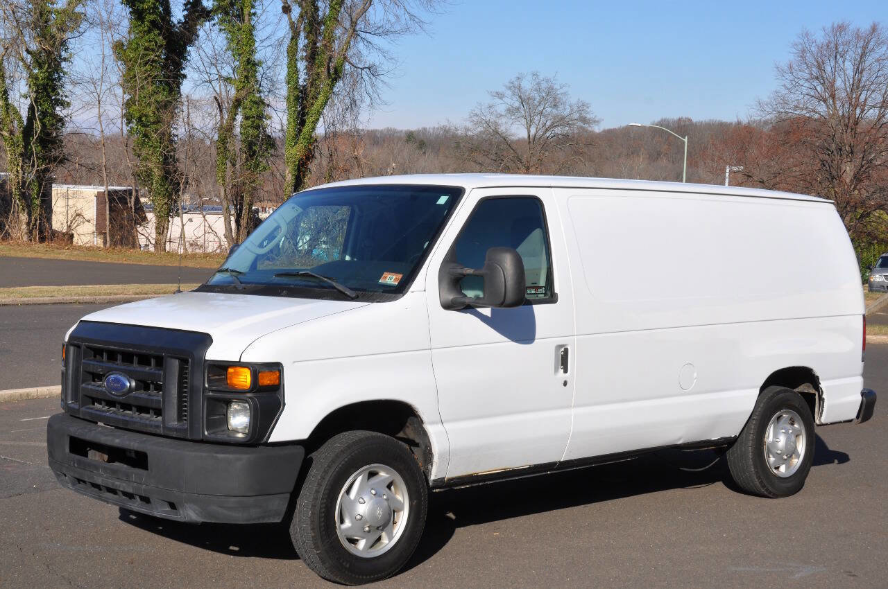 Used 2013 Ford E-250 and Econoline 250 image 1
