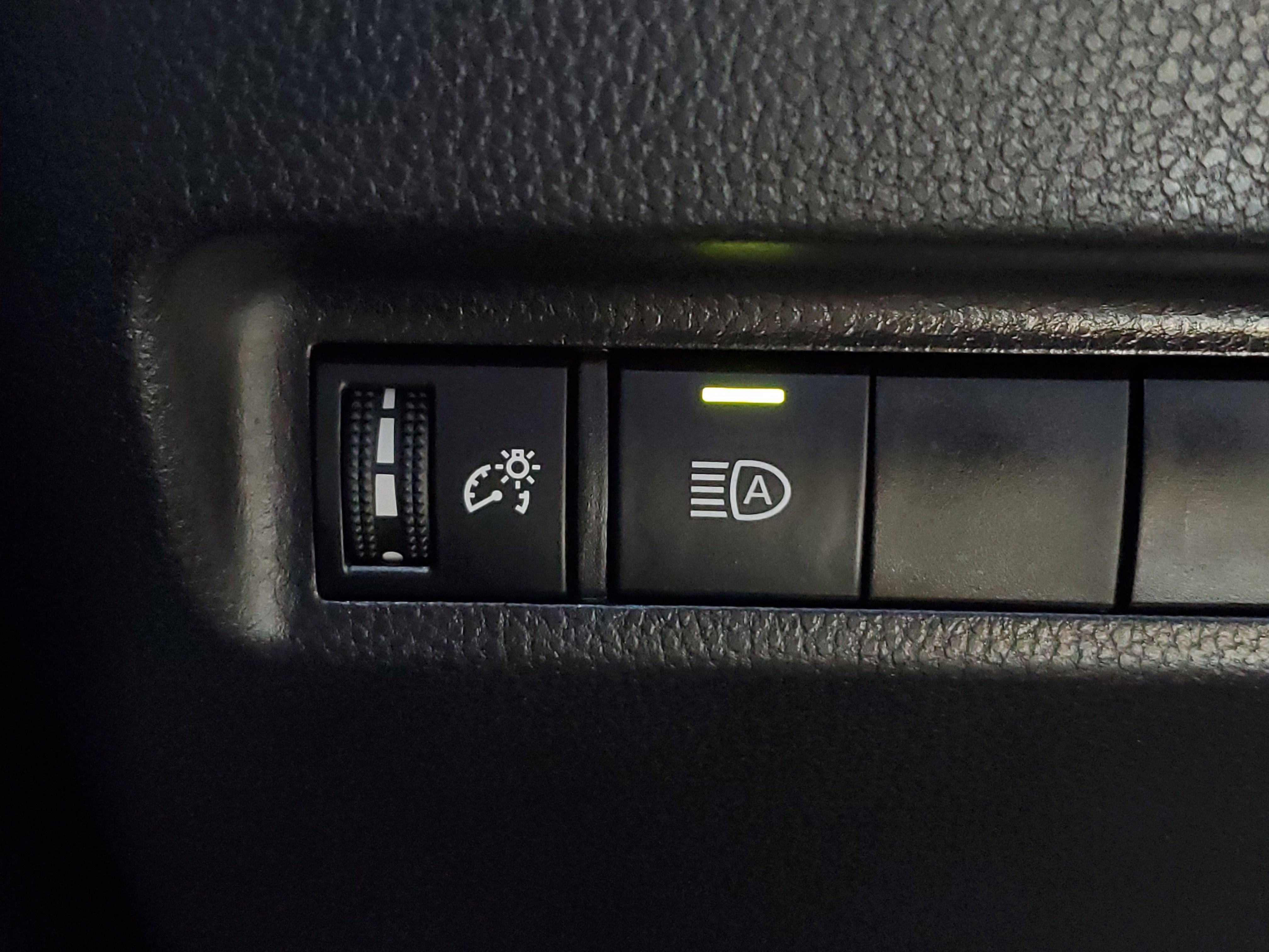 Certified 2021 Toyota RAV4 XLE w/ Convenience Package image 32