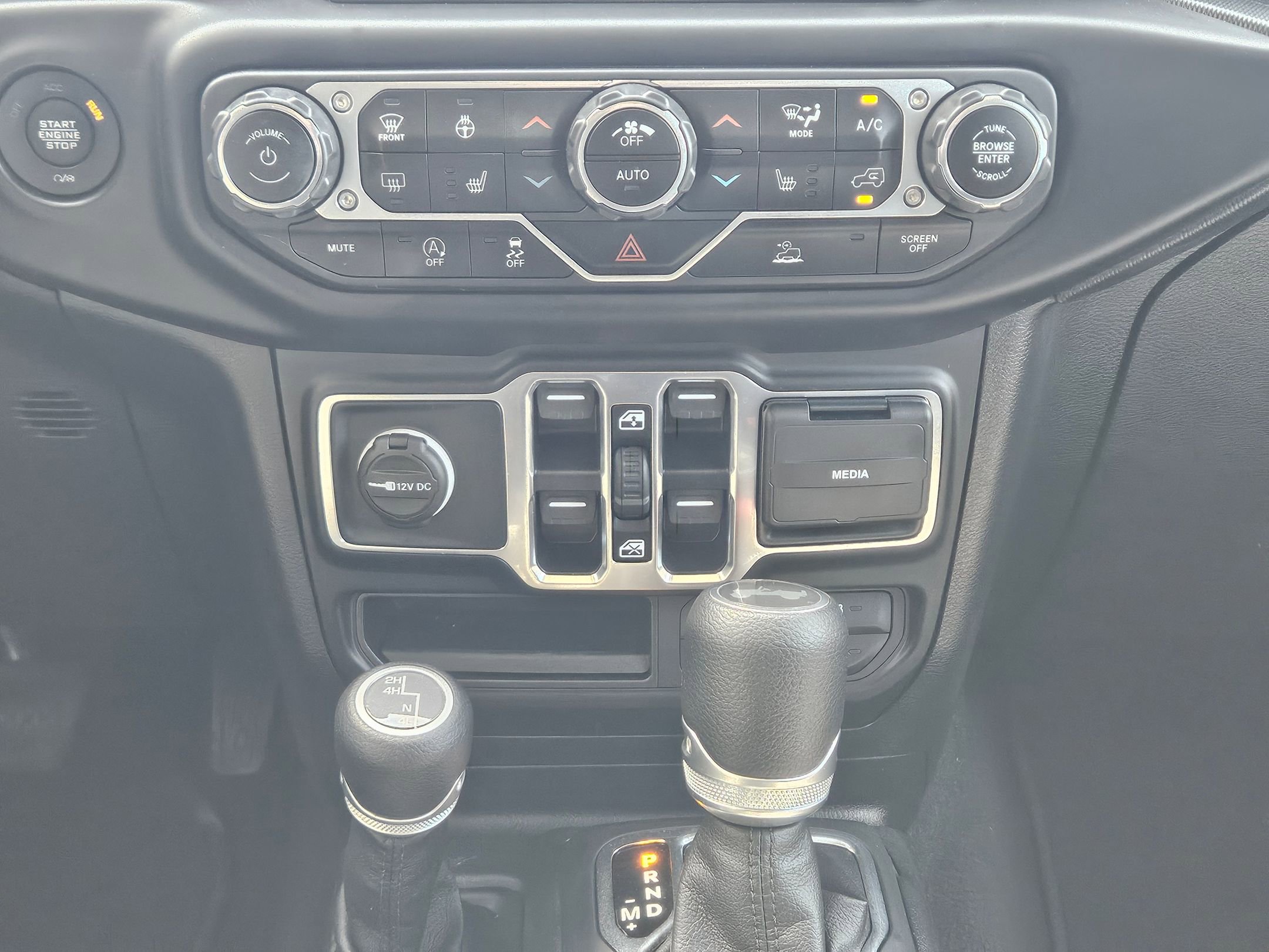 Used 2021 Jeep Wrangler Unlimited Sport image 14