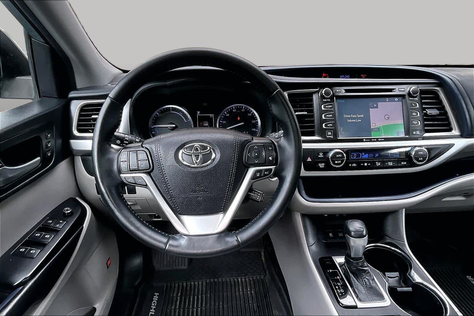 Used 2019 Toyota Highlander Limited AWD/4WD image 6