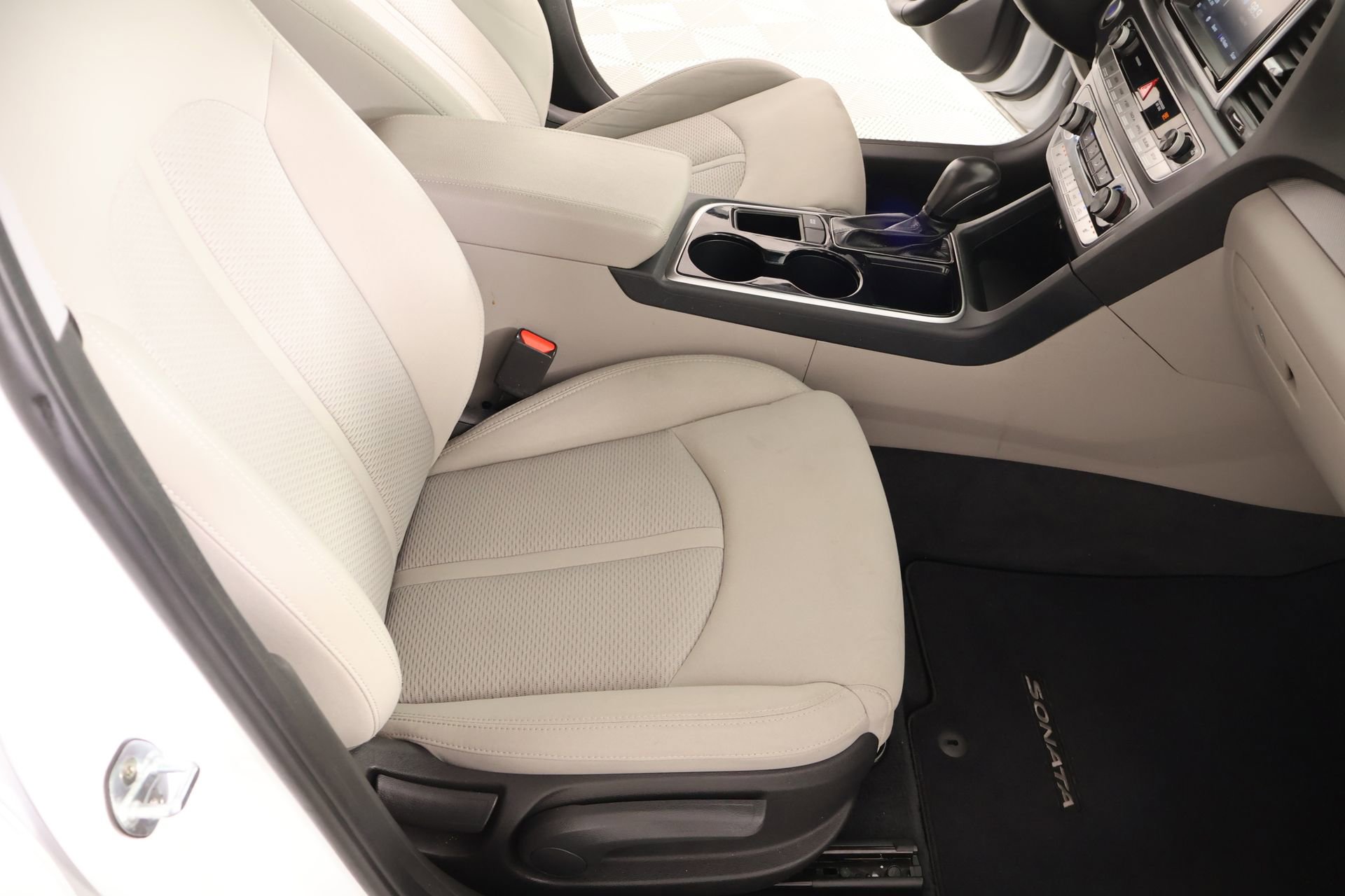 Used 2018 Hyundai Sonata SEL FWD image 13