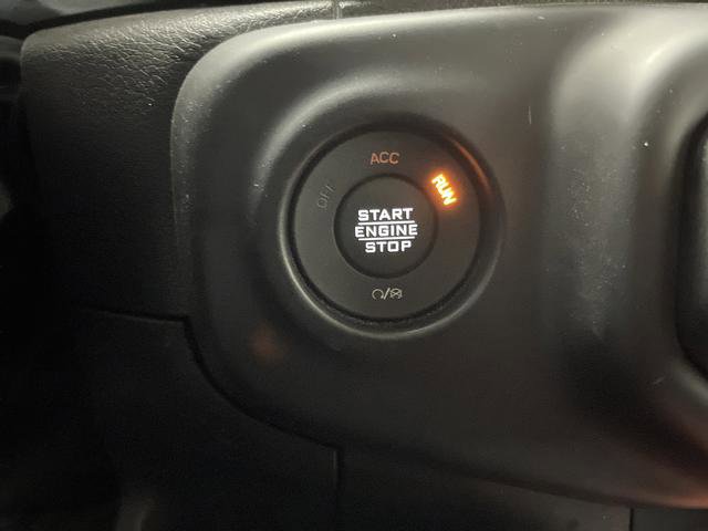 Used 2023 Jeep Wrangler Unlimited Sahara w/ Cold Weather Group image 21