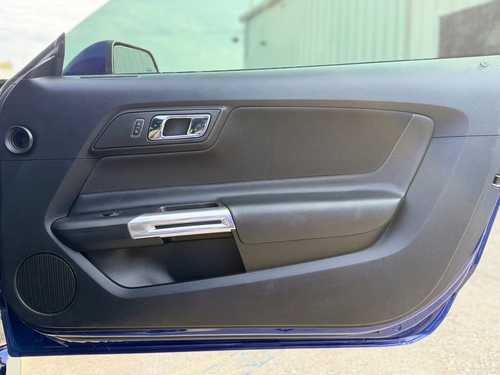 Used 2015 Ford Mustang Coupe w/ Equipment Group 051A RWD image 16