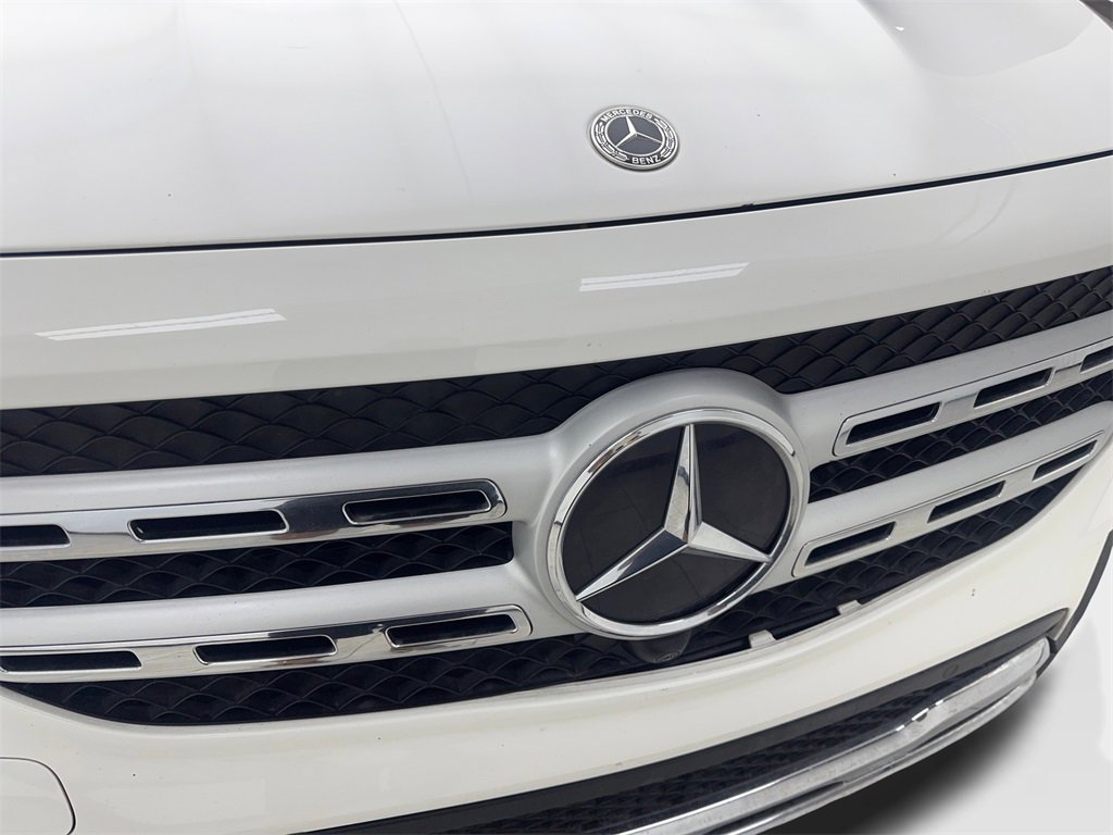 Used 2022 Mercedes-Benz GLB 250 w/ Premium Package Lite image 24