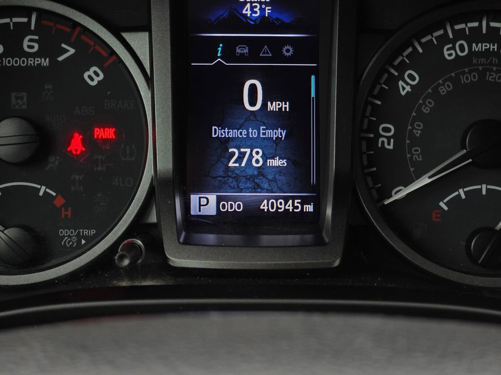 Used 2022 Toyota Tacoma SR5 image 27