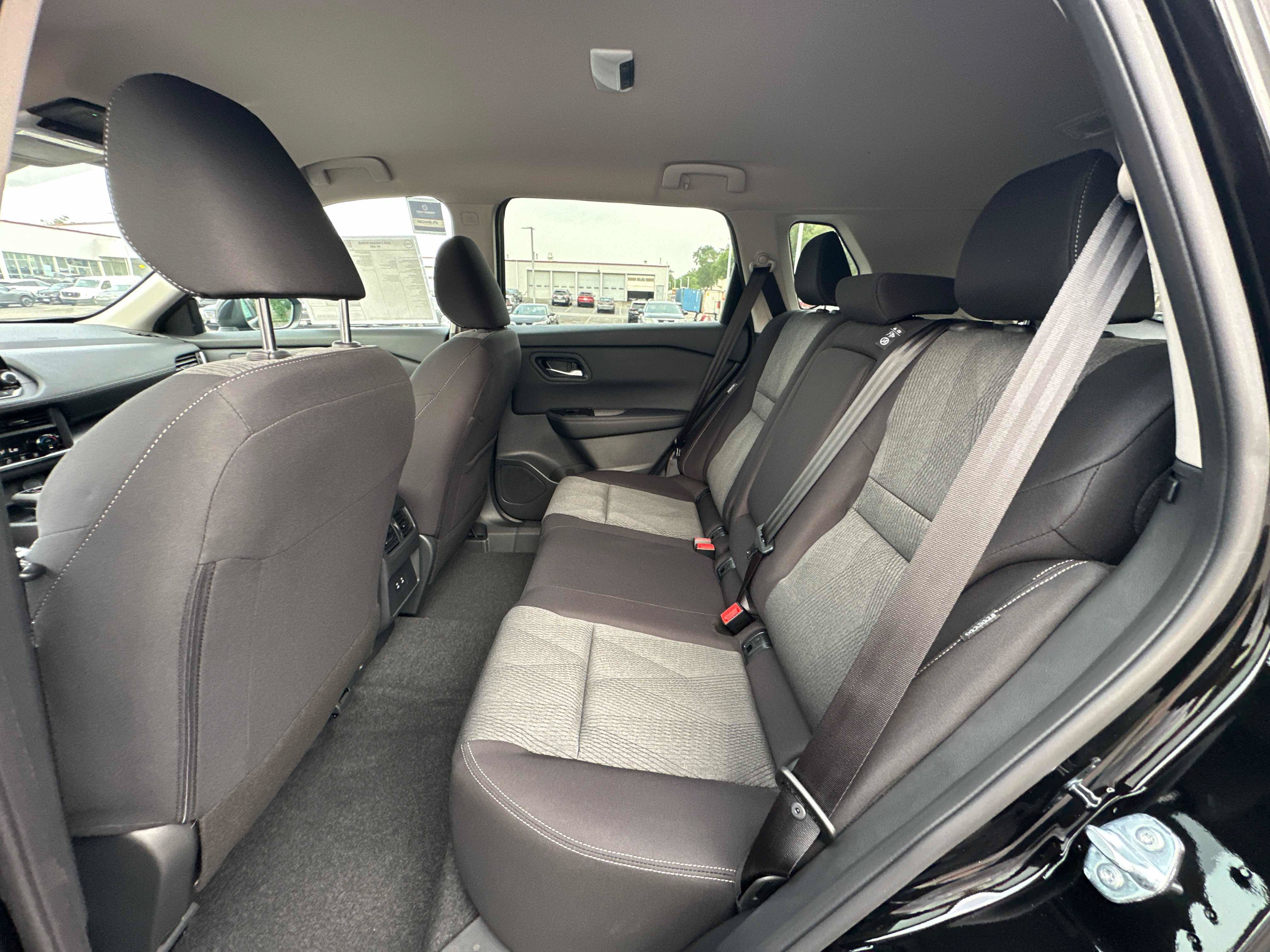 New 2026 Nissan Rogue SV w/ Cold Weather Package AWD/4WD image 26
