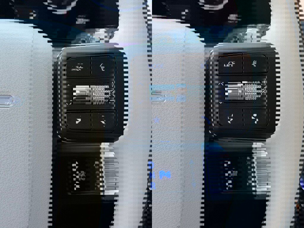 Used 2025 Hyundai Santa Fe Calligraphy image 19