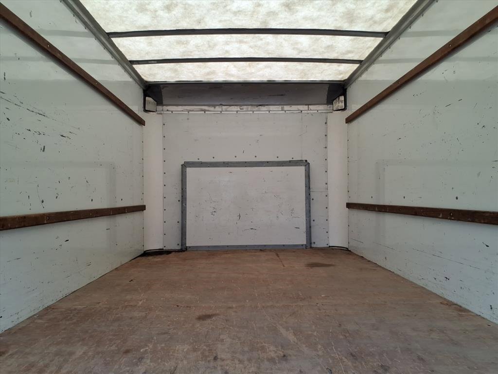 Used 2021 Ford E-350 and Econoline 350 Super Duty image 20