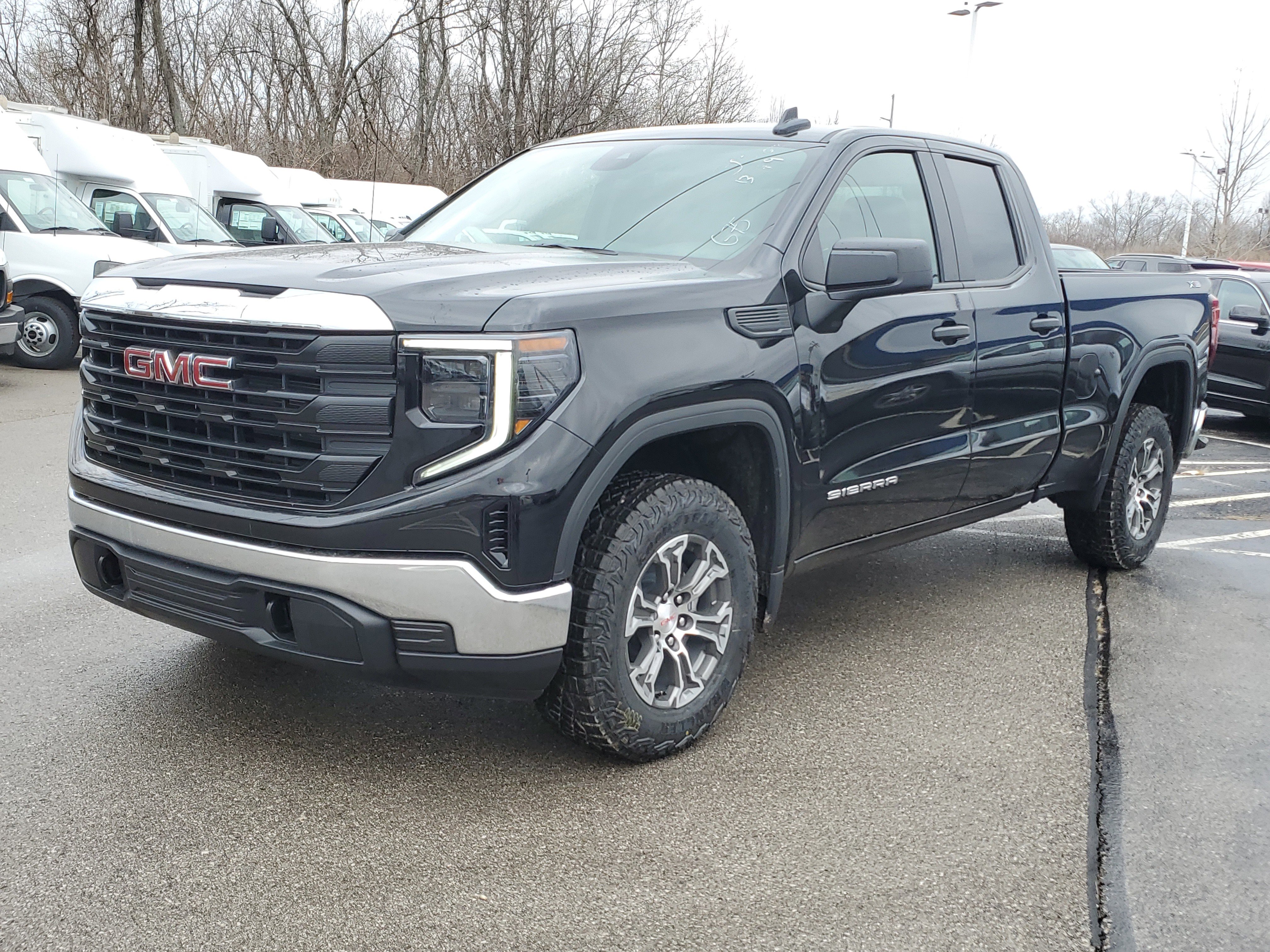New 2026 GMC Sierra 1500 Pro w/ Pro Value Package image 9