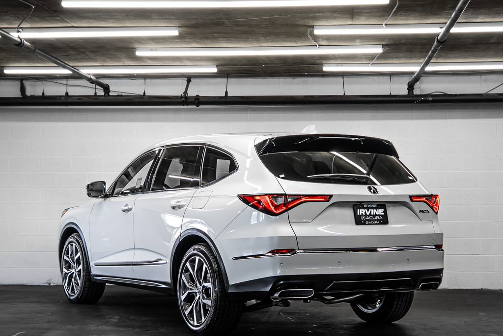 Certified 2023 Acura MDX FWD w/ Technology Package image 3