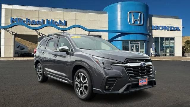 Used 2023 Subaru Ascent Limited w/ Technology Package