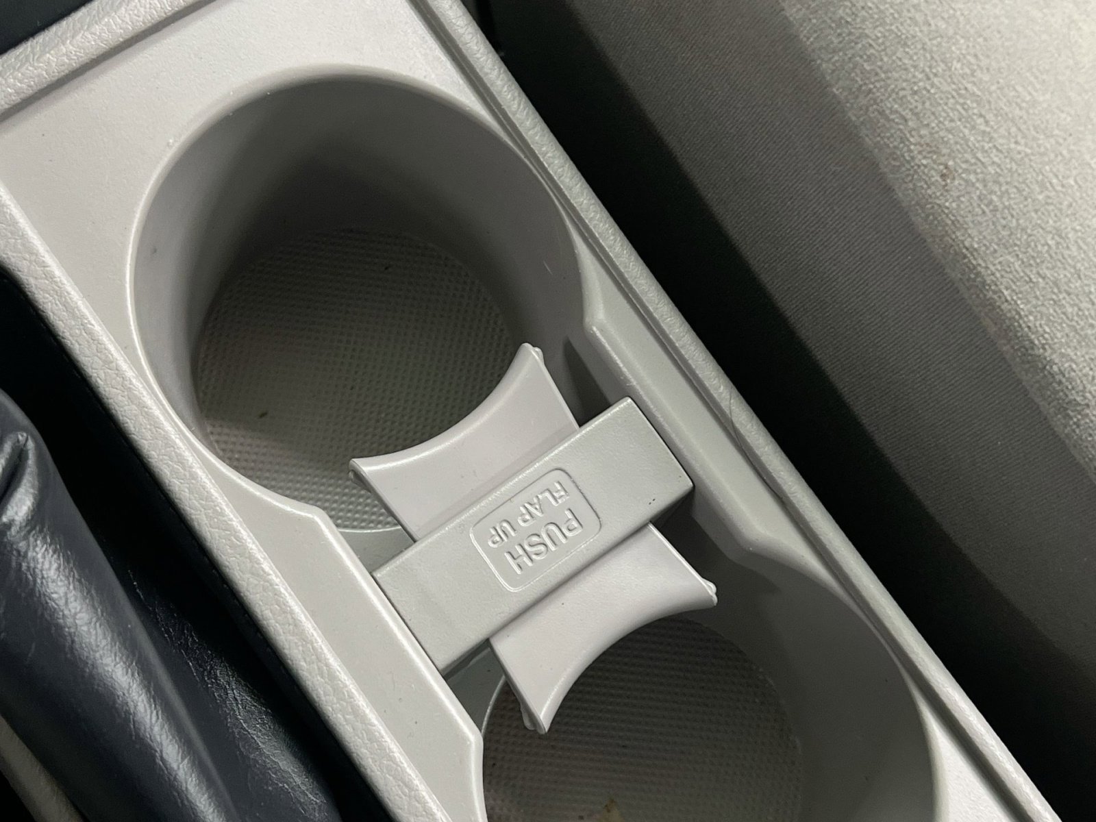 Used 2010 Toyota Corolla LE image 23