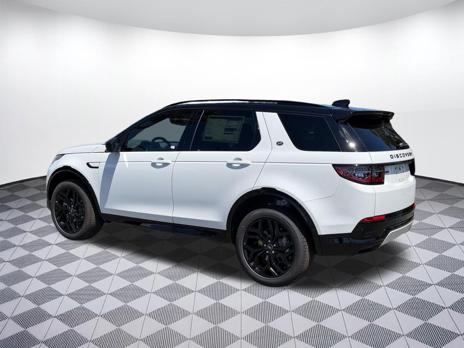 New 2026 Land Rover Discovery Sport Landmark AWD/4WD image 3
