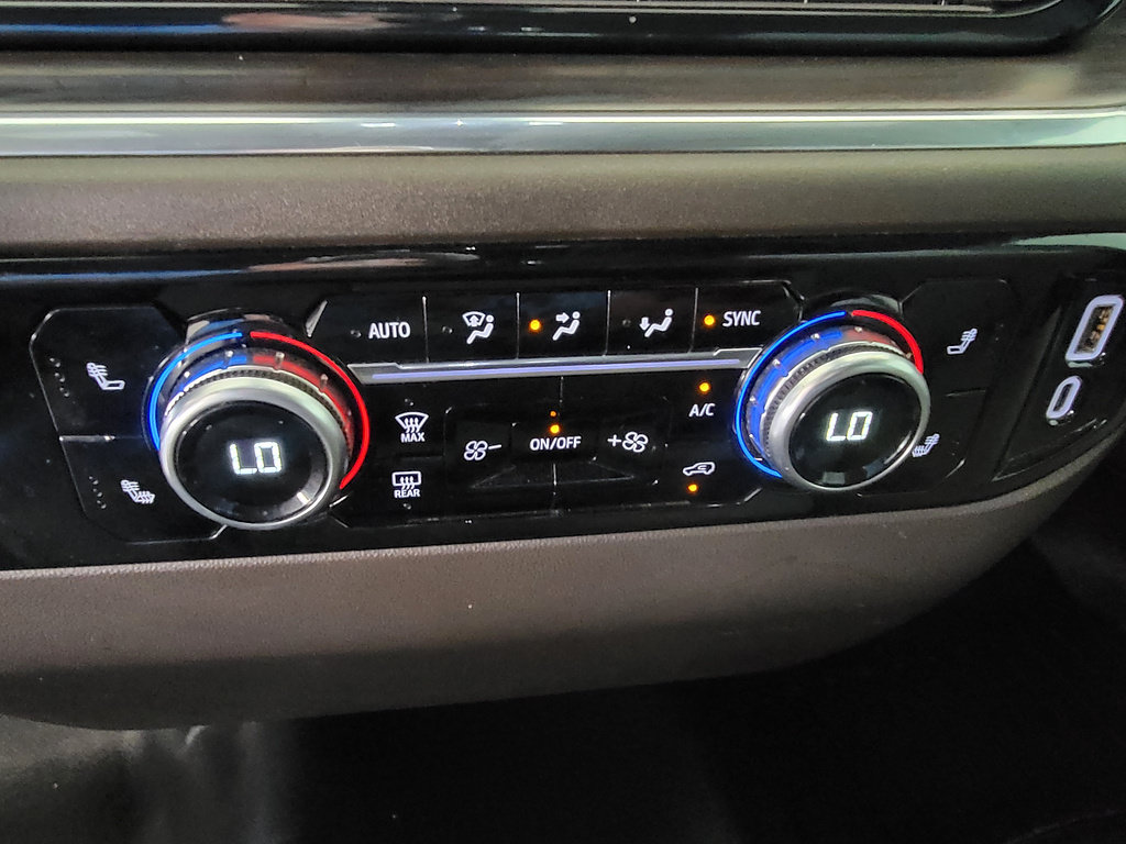 Used 2024 GMC Sierra 1500 SLT AWD/4WD image 15