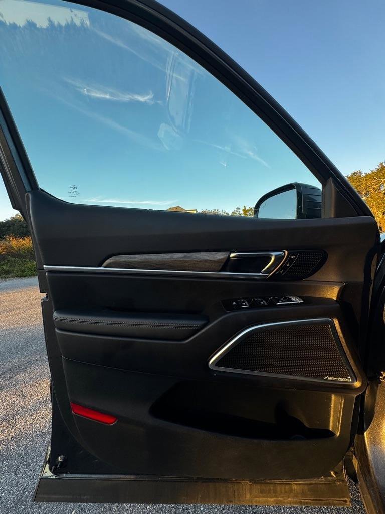 Used 2022 Kia Telluride SX w/ SX Prestige Package AWD/4WD image 9