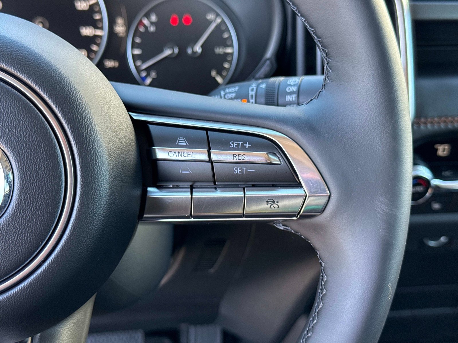 Used 2026 MAZDA CX-50 2.5 Hybrid w/ Weather Package image 32