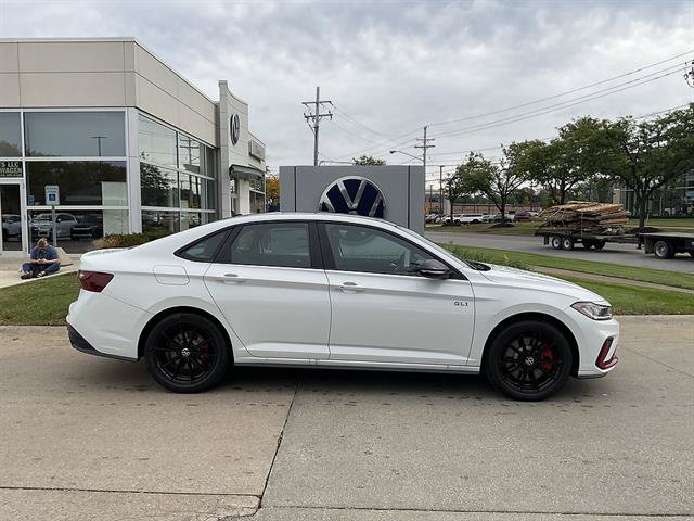 New 2027 Volkswagen Jetta GLI Autobahn FWD image 3