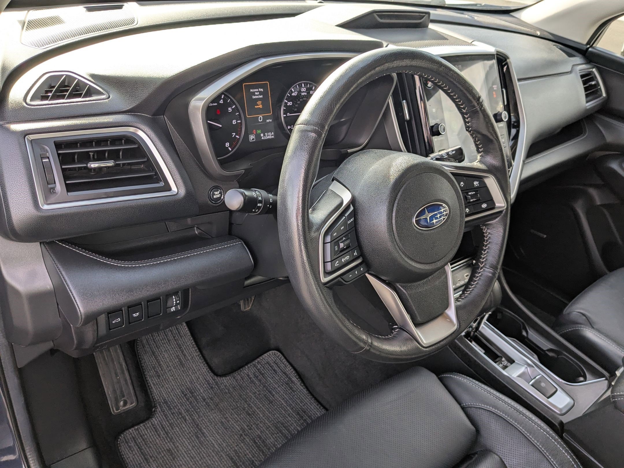 Used 2023 Subaru Ascent Limited w/ Technology Package image 14