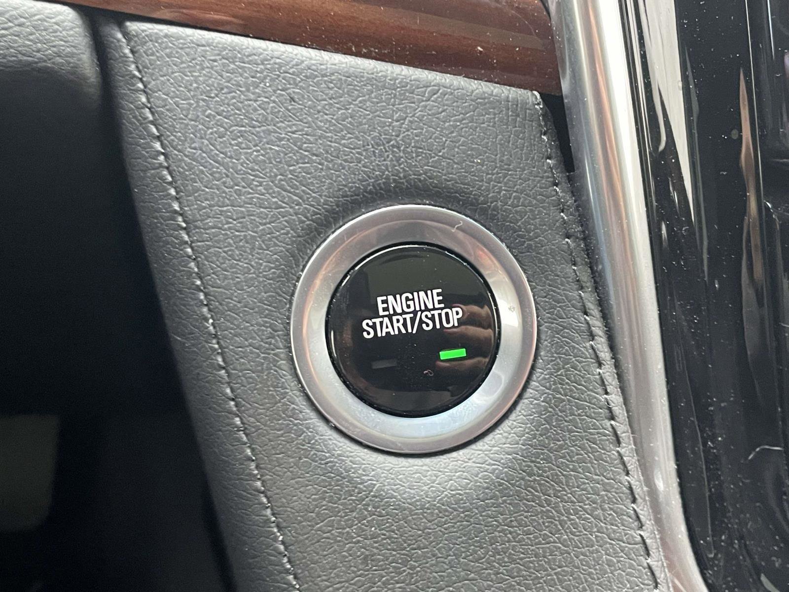 Used 2019 Cadillac Escalade Luxury AWD/4WD image 13