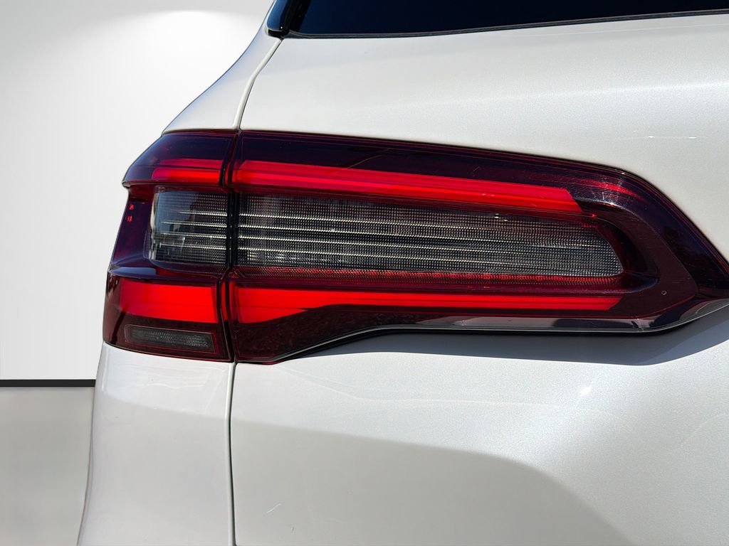 Used 2022 BMW X5 M w/ Executive Package image 10