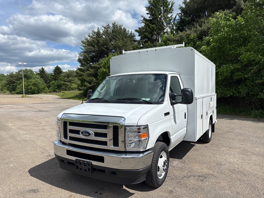 New 2025 Ford E-350 and Econoline 350 Super Duty w/ Power Equipment Group