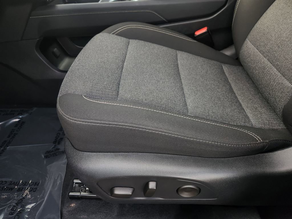 Used 2025 GMC Acadia Elevation image 26