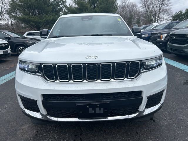 Used 2024 Jeep Grand Cherokee L Limited w/ Luxury Tech Group II image 7