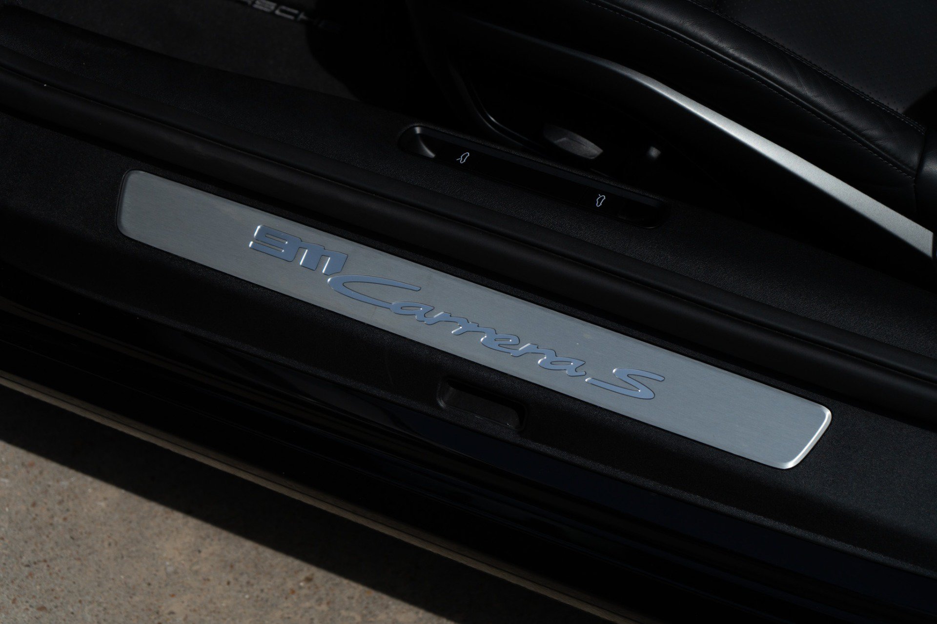 Used 2023 Porsche 911 Carrera S RWD image 31