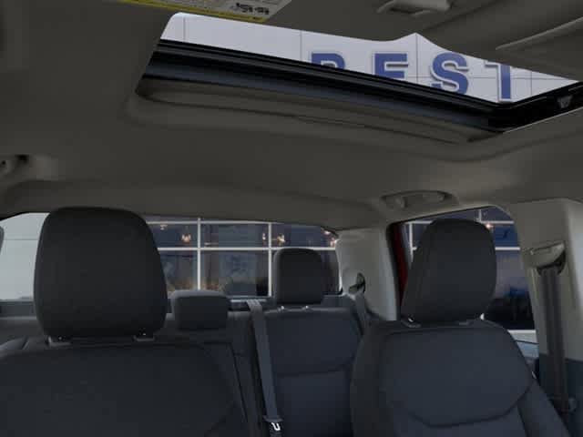 New 2025 Ford Maverick XLT w/ XLT Luxury Package AWD/4WD image 12
