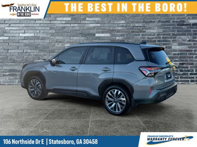 Used 2025 Subaru Forester Touring w/ Popular Package - Touring image 3