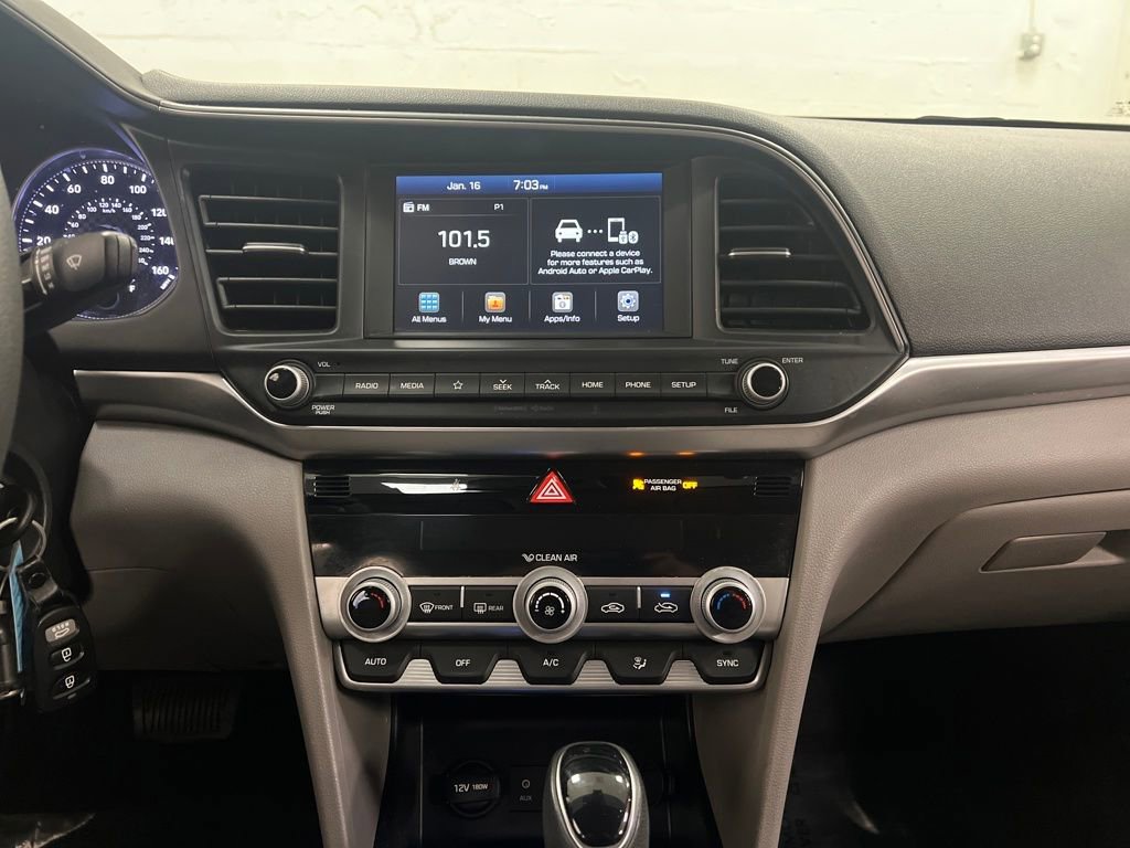 Used 2020 Hyundai Elantra SEL image 21