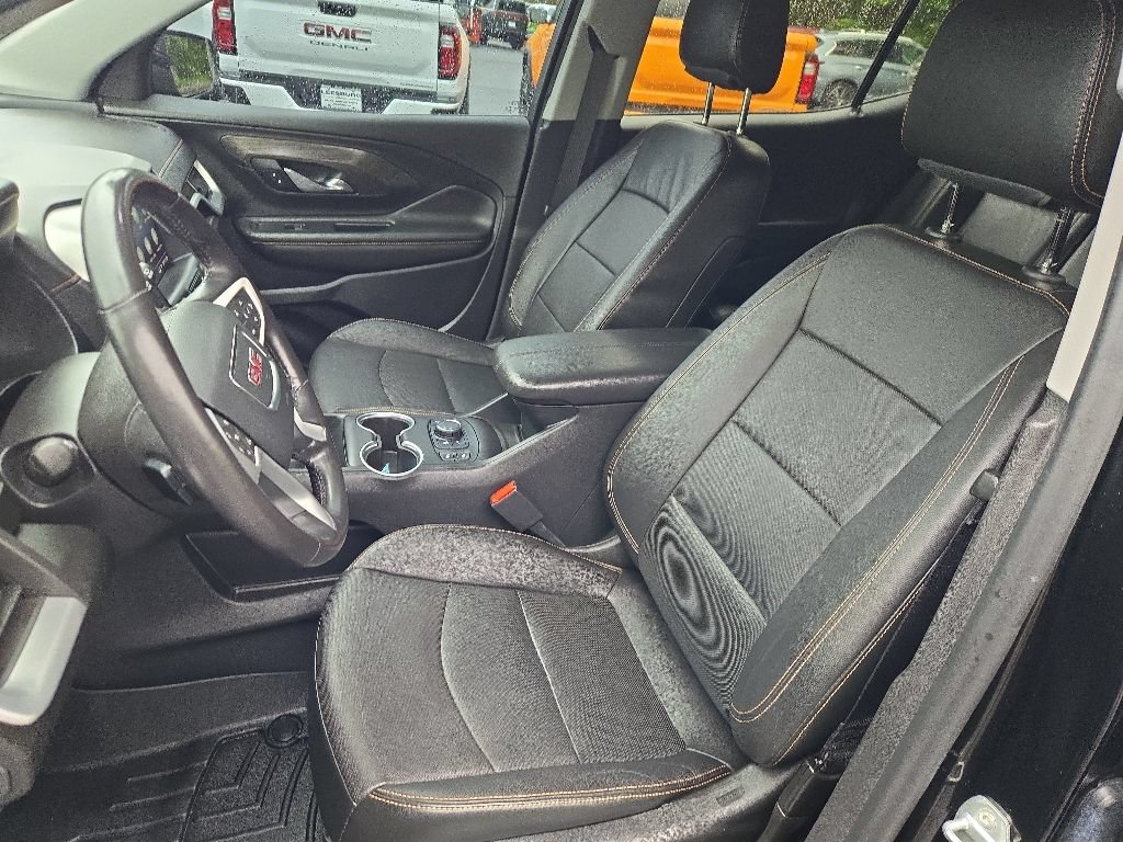 Used 2020 GMC Terrain SLT w/ Preferred Package AWD/4WD image 14