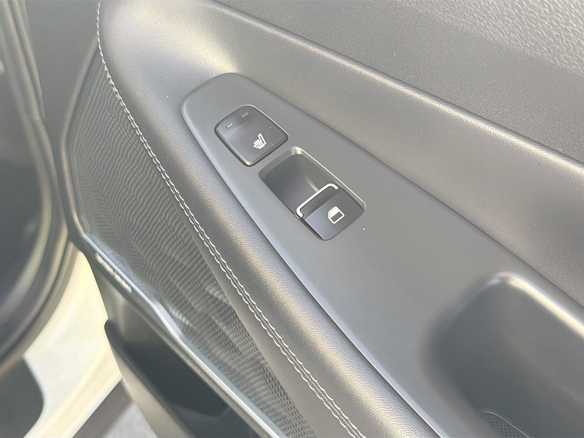 Used 2022 Hyundai Santa Fe Limited image 38