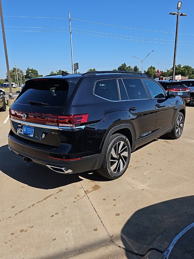 New 2026 Volkswagen Atlas SE image 5