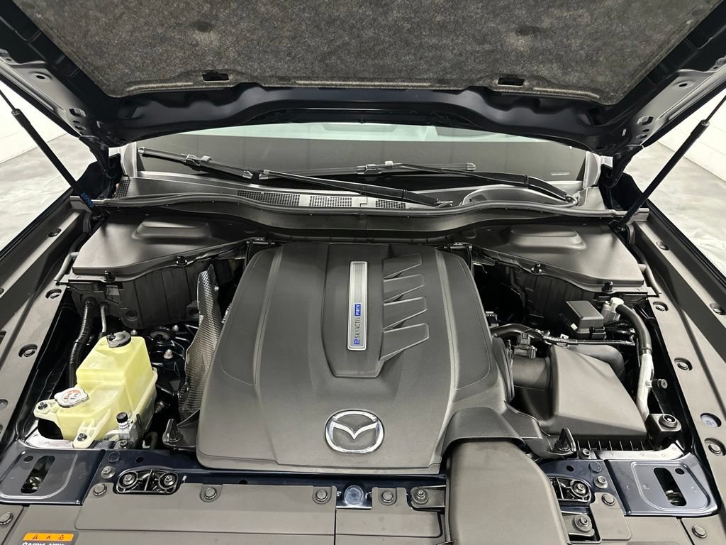 Certified 2024 MAZDA CX-90 Plug-In Hybrid w/ Premium Plus AWD/4WD image 3