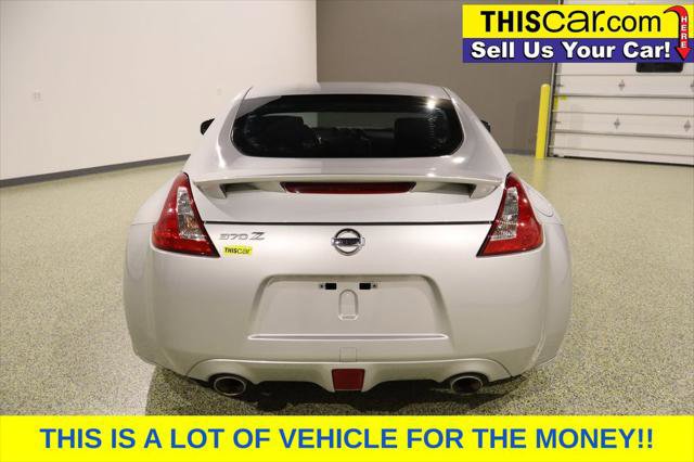 Used 2016 Nissan 370Z w/ Sport Package image 6