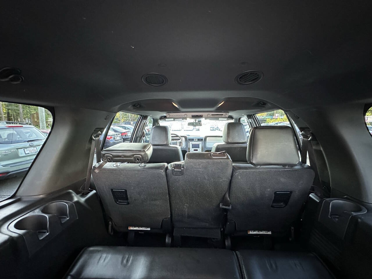 Used 2010 Lincoln Navigator 4WD image 13