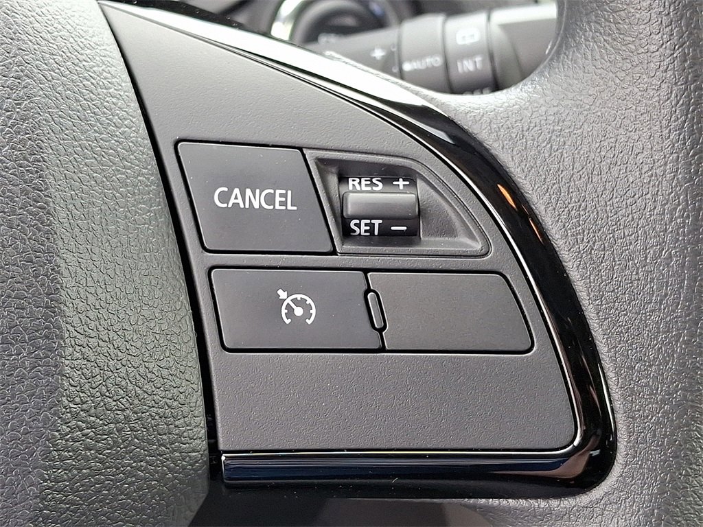 New 2025 Mitsubishi Eclipse Cross LE image 10