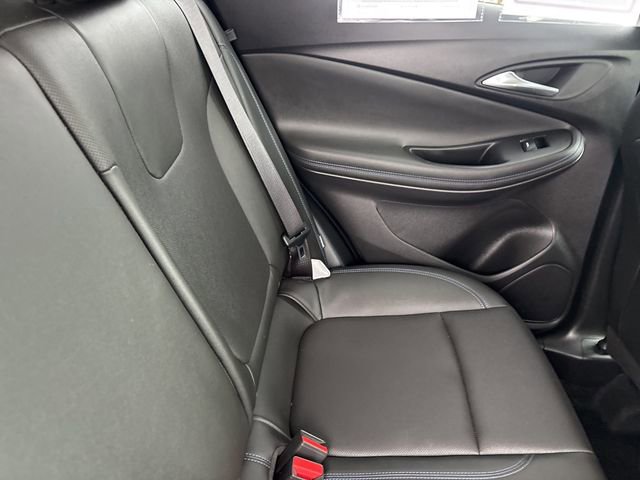 Used 2025 Buick Encore GX Sport Touring image 34