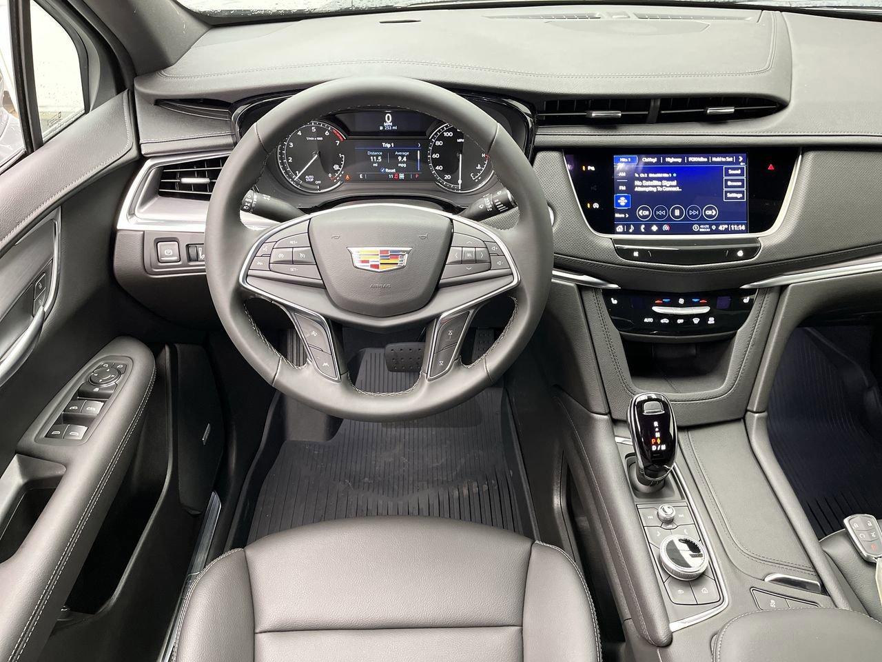 New 2026 Cadillac XT5 Luxury w/ LPO, Floor Liner Package AWD/4WD image 12