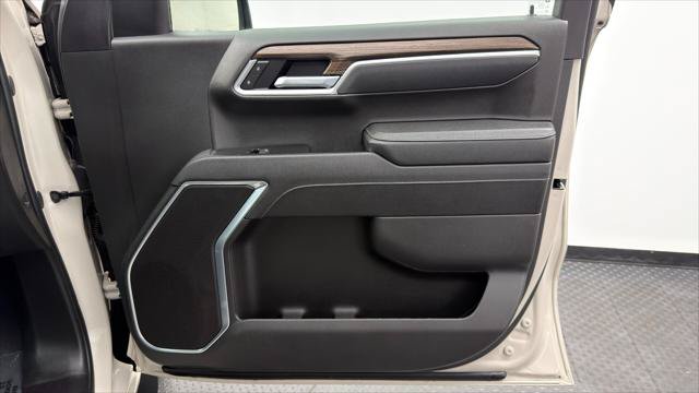 Used 2026 Chevrolet Silverado 1500 RST RWD image 23