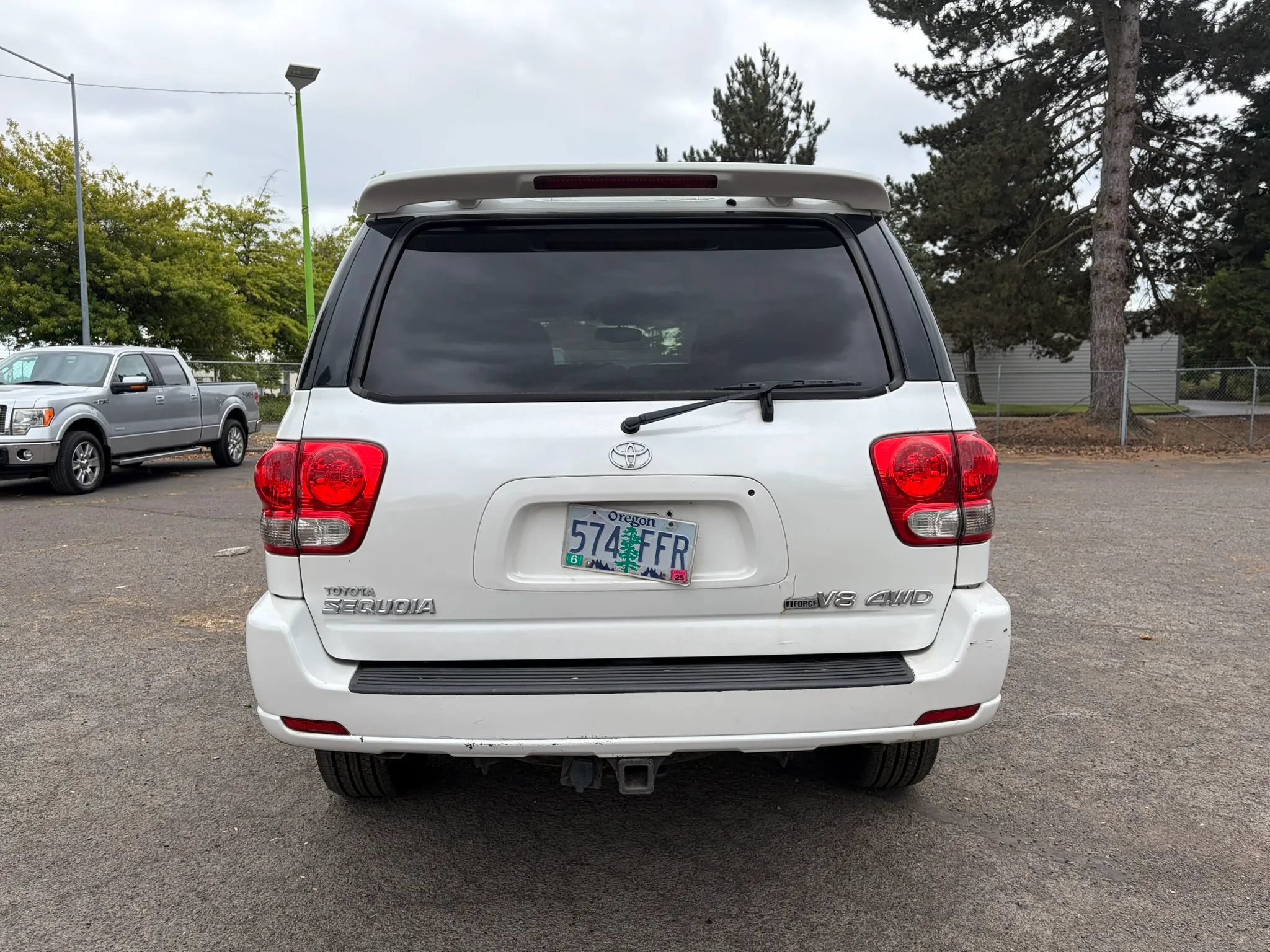 Used 2006 Toyota Sequoia Limited AWD/4WD image 4
