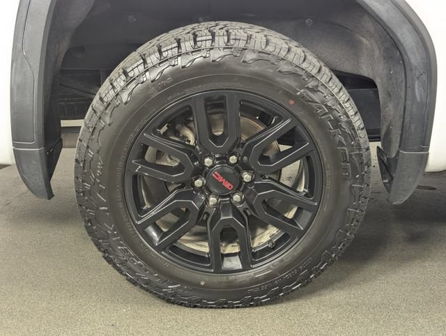 Used 2024 GMC Sierra 1500 Elevation w/ LPO, Elevation Black Package AWD/4WD image 14