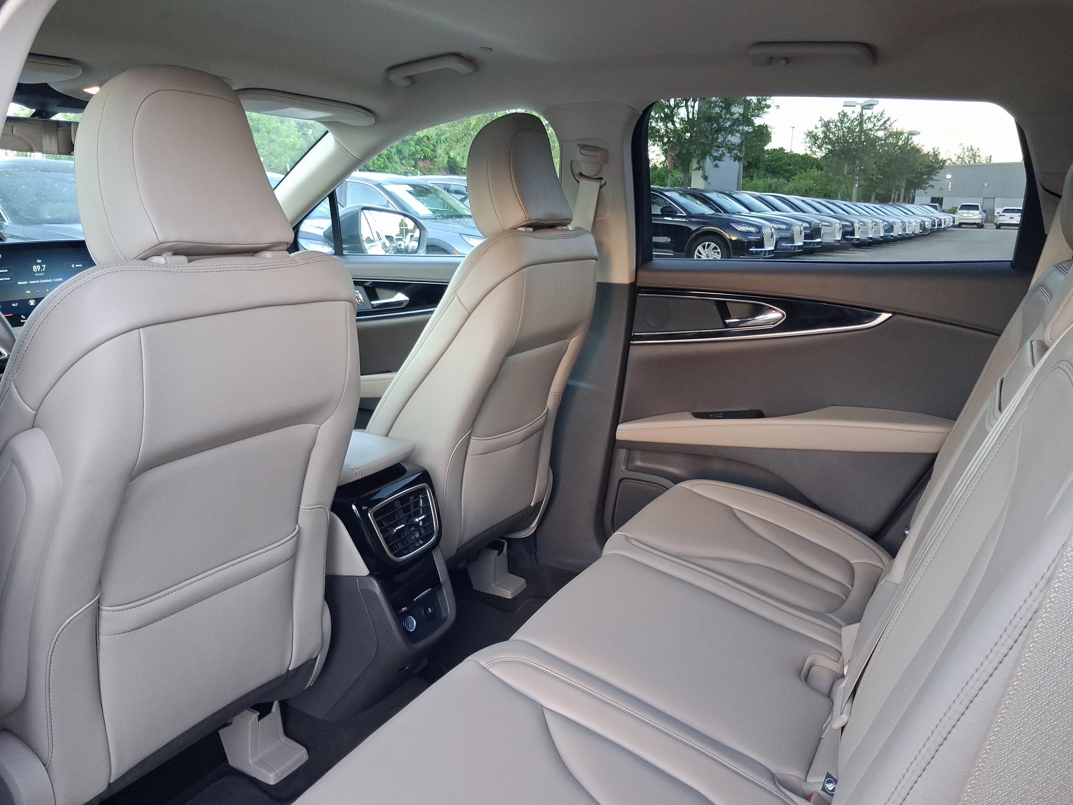 Certified 2023 Lincoln Nautilus FWD image 5