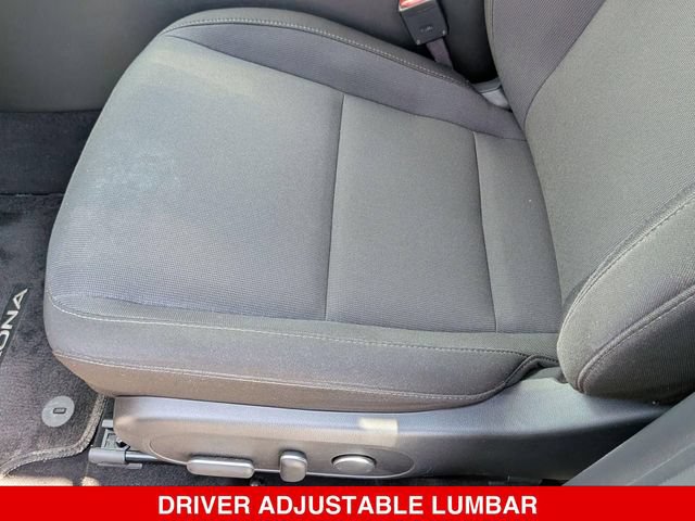 Used 2024 Hyundai Kona SEL AWD/4WD image 16