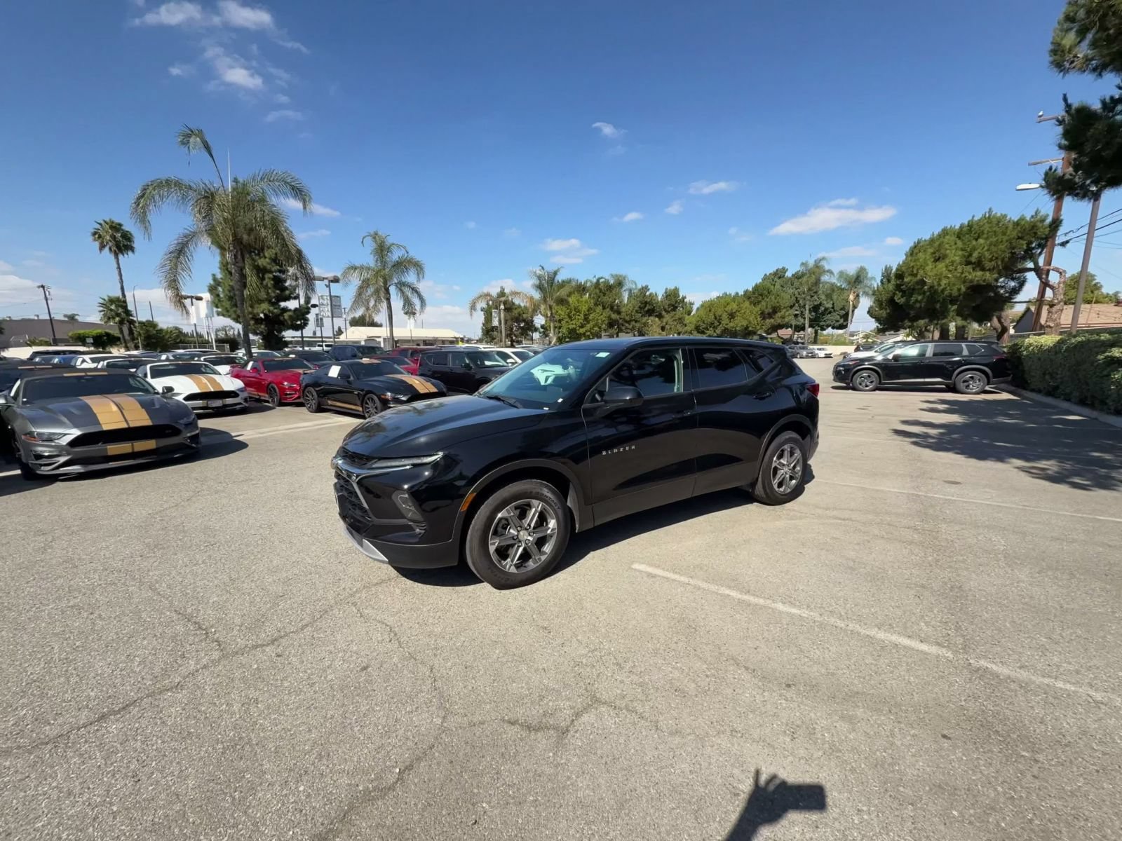 Used 2025 Chevrolet Blazer LT FWD image 7