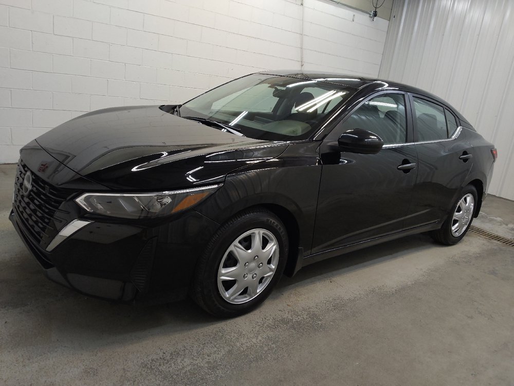 Used 2025 Nissan Sentra S FWD image 2